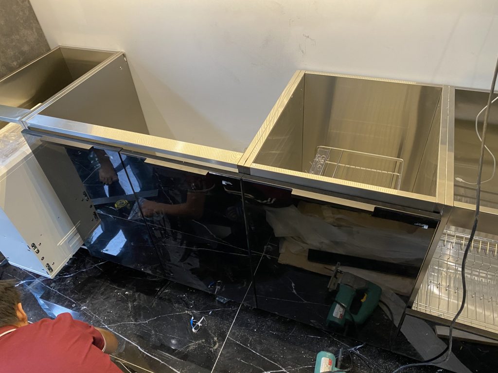 Cơ Sở Sản Xuất Tủ Bếp Inox Long An
