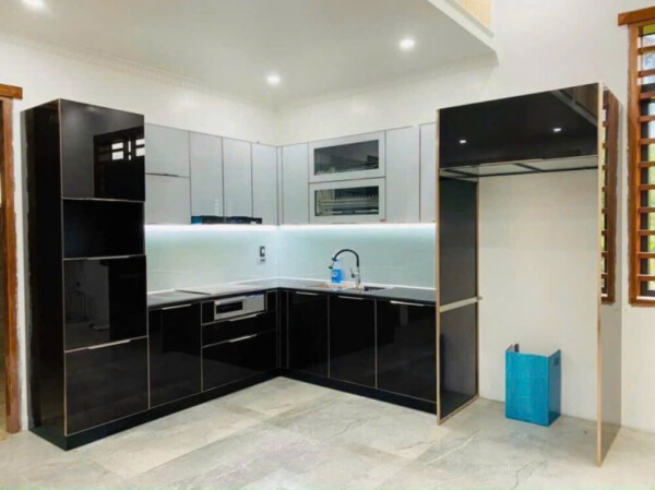 50+ Mẫu tủ bếp inox cánh kính HOT 2026