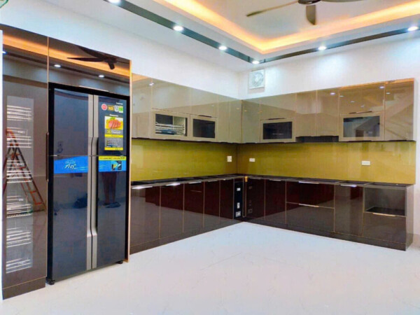 50+ Mẫu tủ bếp inox cánh kính HOT 2026