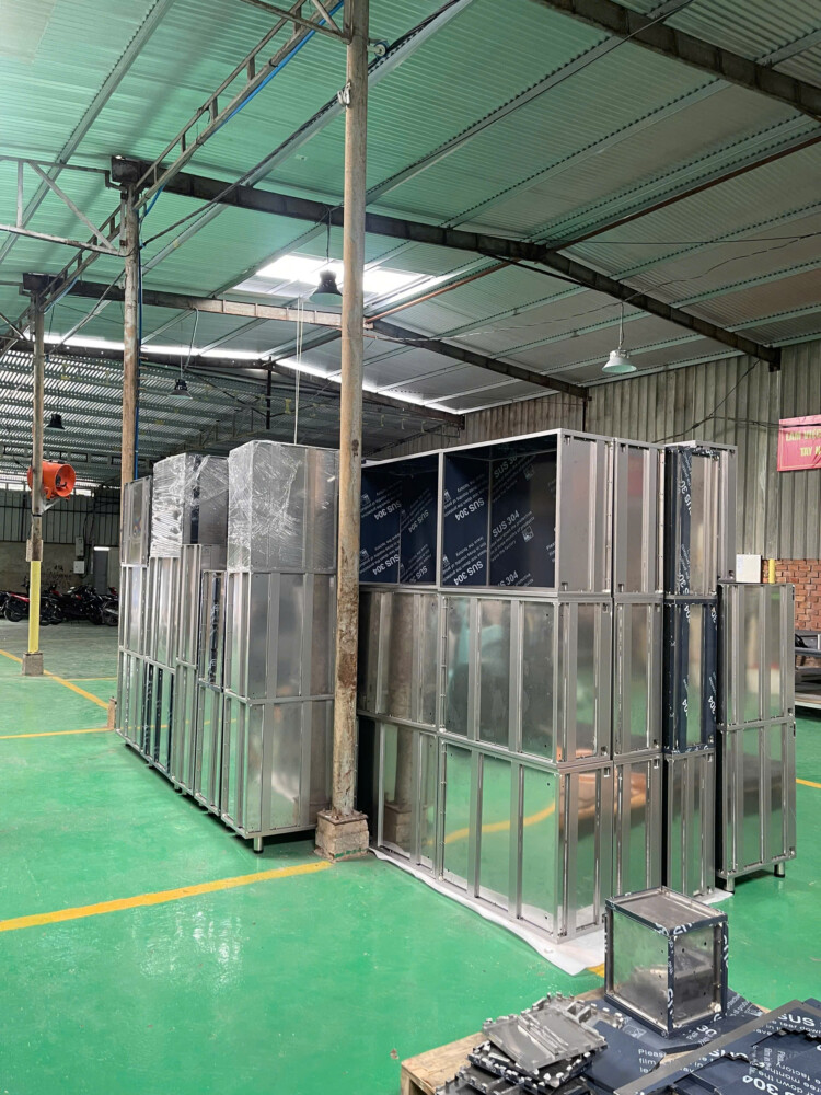 Tủ Bếp Inox Cánh Kính Mẫu TA1007 Trang Nhã